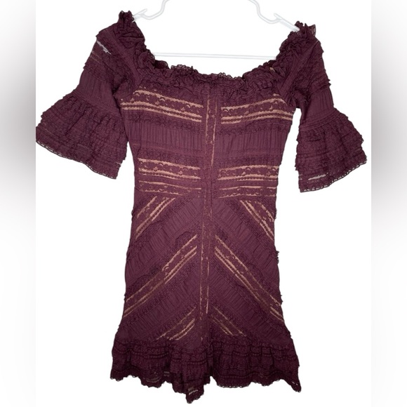 Cinq a Sept Naya Off-The-Shoulder Bell-Sleeve Mini Dress in Mulberry Size 4 - Picture 4 of 10